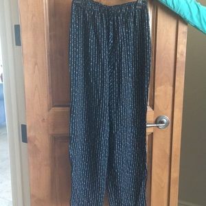 Cute patterned wide leg pants